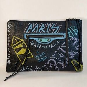 NEW Balenciaga Arena City Graffiti Clutch
